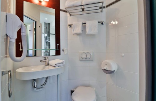 La Ciotat Hotel | Hotel Plage Saint Jean