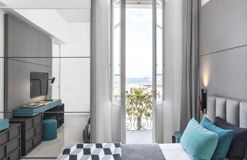 Viareggio Hotel | Hotel Plaza e de Russie