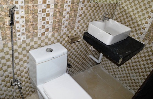 Khajuraho Hotel | Hotel Plaza Khajuraho