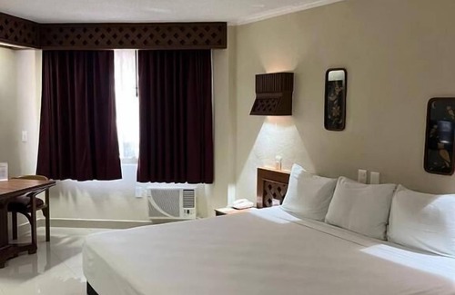 Downtown Cancun Hotel | Hotel Plaza Kokai Cancún