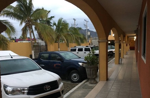 San Jose del Cabo Hotel | Hotel Plaza Los Arcos