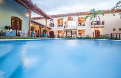 Granada Hotel | Hotel Plaza Marbella Granada
