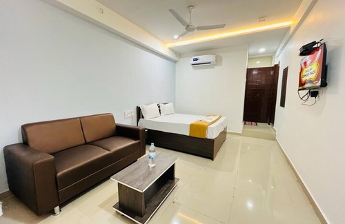 Surat Hotel | Hotel Pleasure