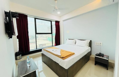 Surat Hotel | Hotel Pleasure