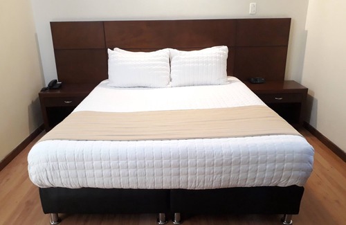 El Castillo Hotel | Hotel Poblado Campestre