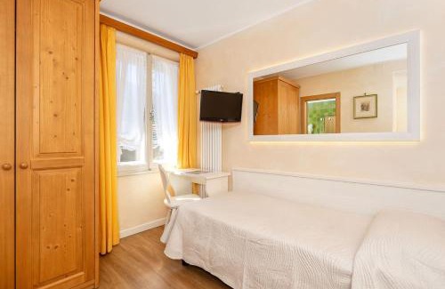 Cortina d'Ampezzo Historic Centre Hotel | Hotel Pontechiesa