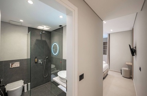 Kodrra Hotel | Hotel Portanova
