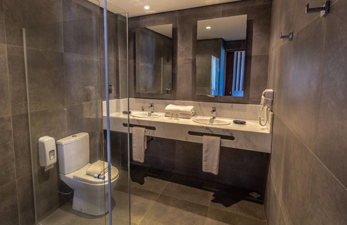 Cachoeira do Bom Jesus Hotel | Hotel Porto Sol Beach