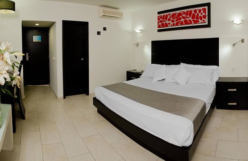 Zona Expo Hotel | Hotel Portonovo Plaza Expo