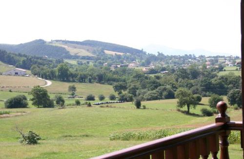 Galizano Hotel | Hotel "Posada de Cantabria EL SOLAR" -Cenas típicas y Gintonic- Bar -Terraza panorámica