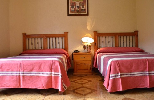 Santa Lucia del Camino Hotel | Hotel Posada Escudero