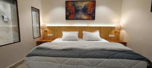 Solan Hotel | Hotel Premjees Paradise