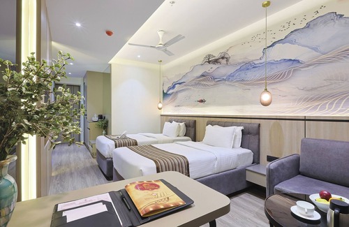 Sayajiganj Hotel | Hotel President