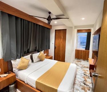Ellis Bridge Hotel | Hotel prime new