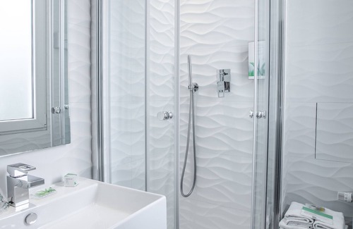Batignolles Hotel | Hotel Prince Albert Wagram