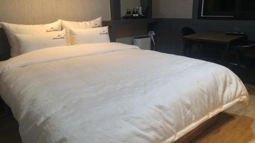 Beomil-dong Hotel | Hotel Prince