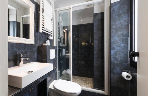 Batignolles Hotel | Hotel Prince Monceau