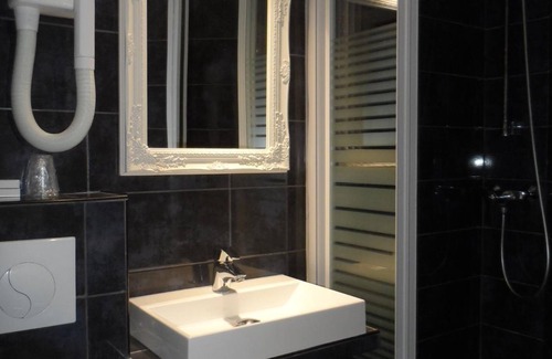 Batignolles Hotel | Hotel Prince Monceau
