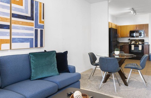 Glendale Sports and Entertainment District Hotel | Hotel ∙ Private 2BR Condo in Zone Westgate with Balcony & Pool