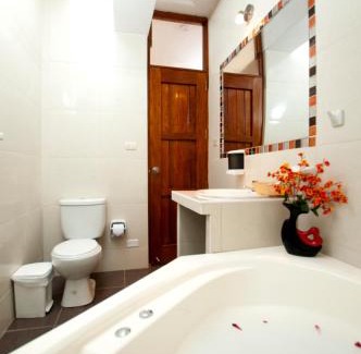 Puerto Maldonado Hotel | Hotel Puerto Amazonico