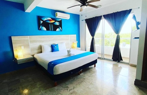 Luis Donaldo Colosio Hotel | Hotel Punta Esmeralda Apt 4