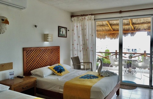 Rio Lagartos Hotel | Hotel Punta Ponto