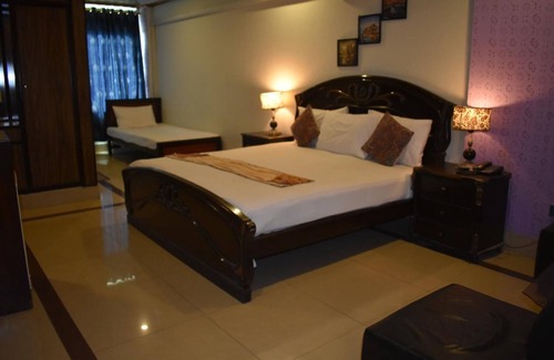G-8 Sector House | Hotel Pyramid International