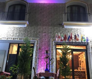 Cagaloglu Hotel | Hotel Queens Land