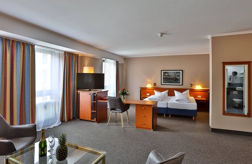 Baden Baden Old Town Hotel | Hotel Quellenhof