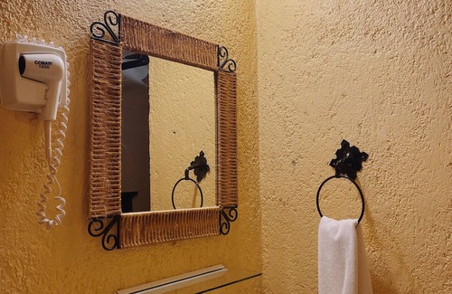 Cuatro Cienegas Hotel | Hotel Quinta Sta Cecilia