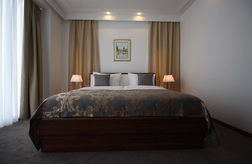 Old Town Hotel | Hotel R