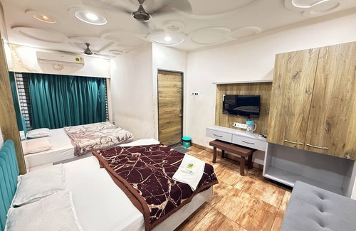 Ujjain Hotel | Hotel Raghuveera Palace