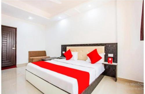 Haridwar Hotel | Hotel Raj Ganga Haridwar -Fully Air conditioning With #Wi-Fi #Parking #Lift #Resturant - Near Har Ki Pauri Ganga Ghat And Mansa Devi Temple -Best Hotel In Haridwar