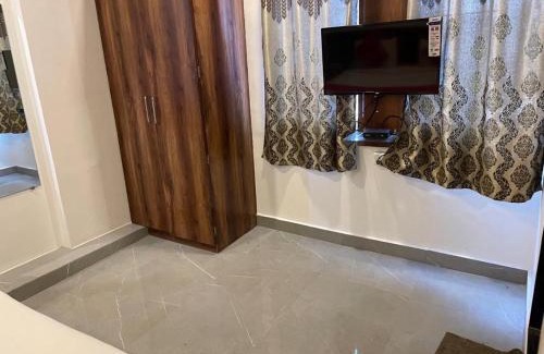 Indore House | Hotel Raja Palace