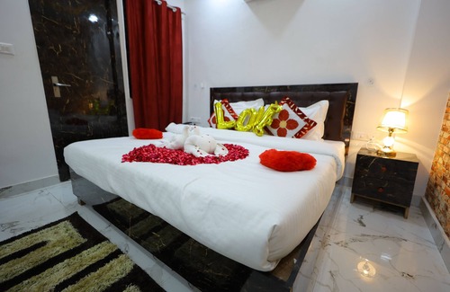 Bareilly Hotel | Hotel Rajani