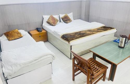 Paharganj Hotel | HOTEL RAMA INN, New Delhi Station