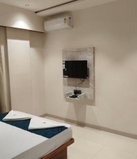 Mahape House | Hotel Ranker Stays