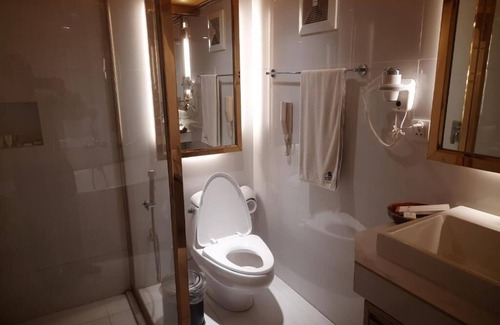 Dhaka Hotel | Hotel Razmoni Isha Kha International