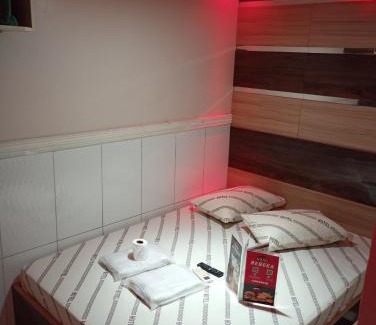 Zona Leste Bed & Breakfast | Hotel Rebeka