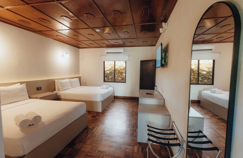 El Tropezon Hotel | Hotel Rebequet