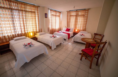 Bahia de la Academia Hotel | Hotel Red Booby