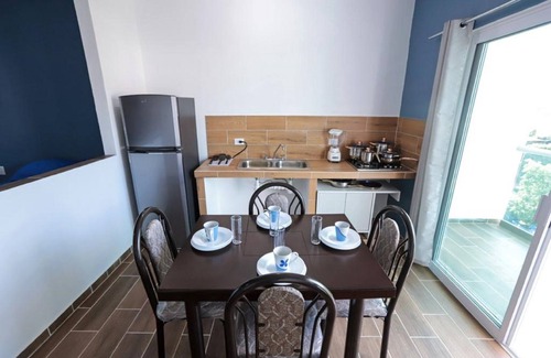 Rincon de Guayabitos Hotel | Hotel Rega Suites Guayabitos - Family & Kitchen