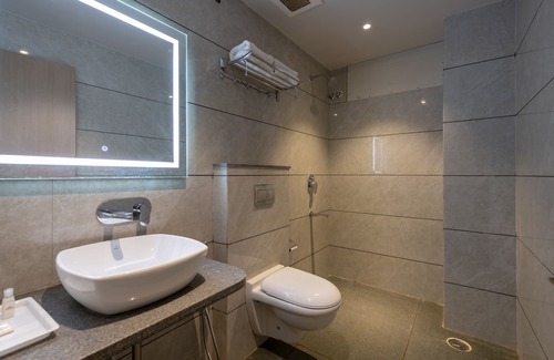 Bhopal Hotel | Hotel Regal Grand