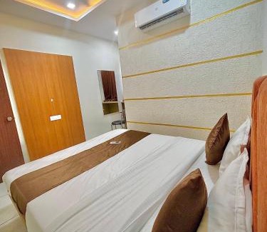 Bhat Hotel | Hotel Regal