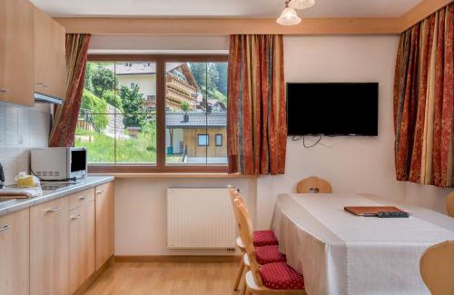 Santa Cristina Val Gardena Apartment | Hotel Residence Gardena Stevia 200