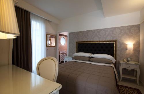 Marina Centro Hotel | Hotel Residence Villa Del Mare