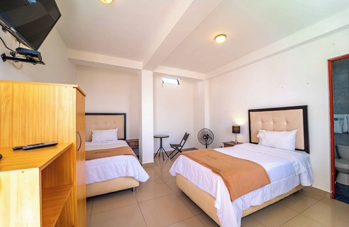 Pisco Hotel | Hotel Residencial Los Frayles