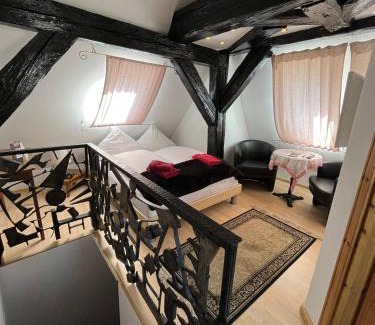 Old Town Hotel | Hotel & Restaurant Sichelschmiede
