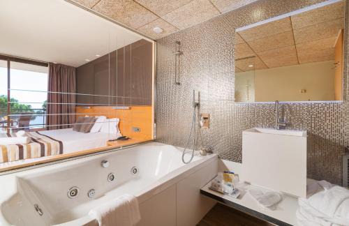 Sant Feliu de Guixols Hotel | Hotel Restaurant Sant Pol