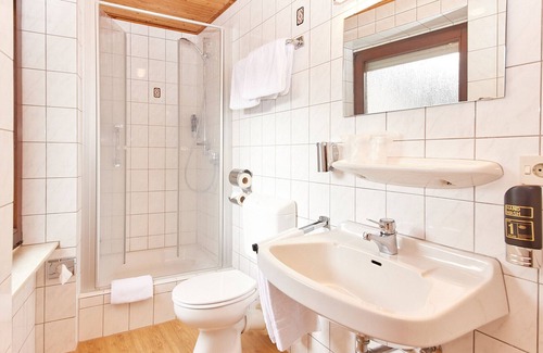 Zeltingen-Rachtig Hotel | Hotel-Restaurant Ehses